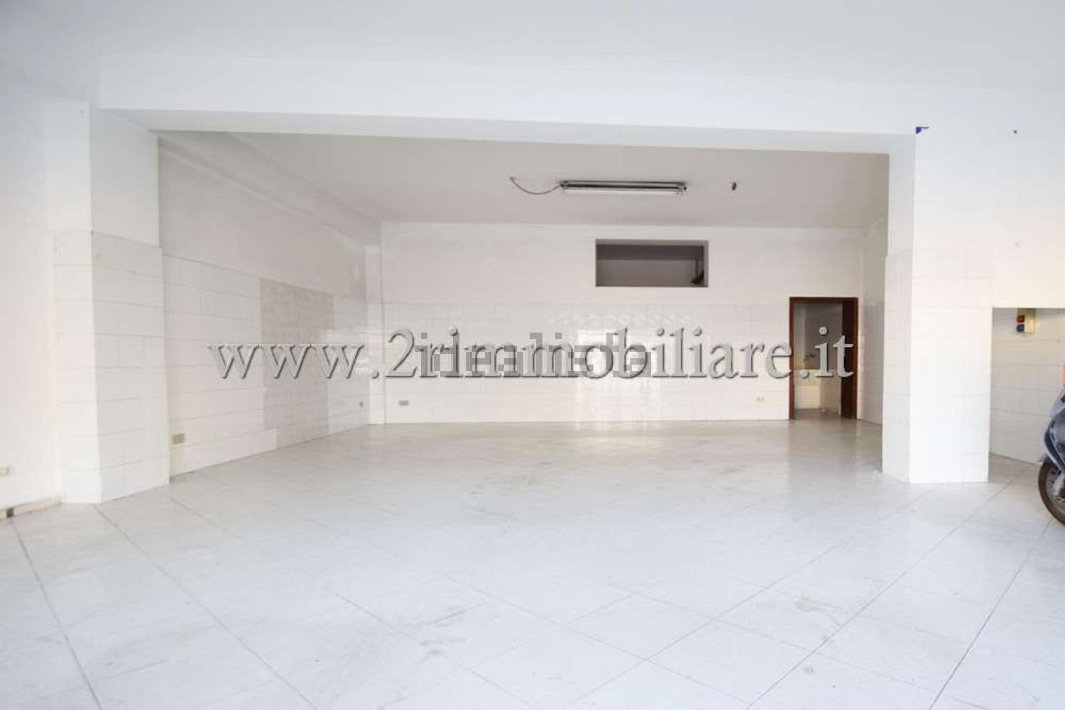 locale commerciale in affitto a Mazara del Vallo