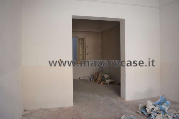 locale commerciale in affitto a Mazara del Vallo