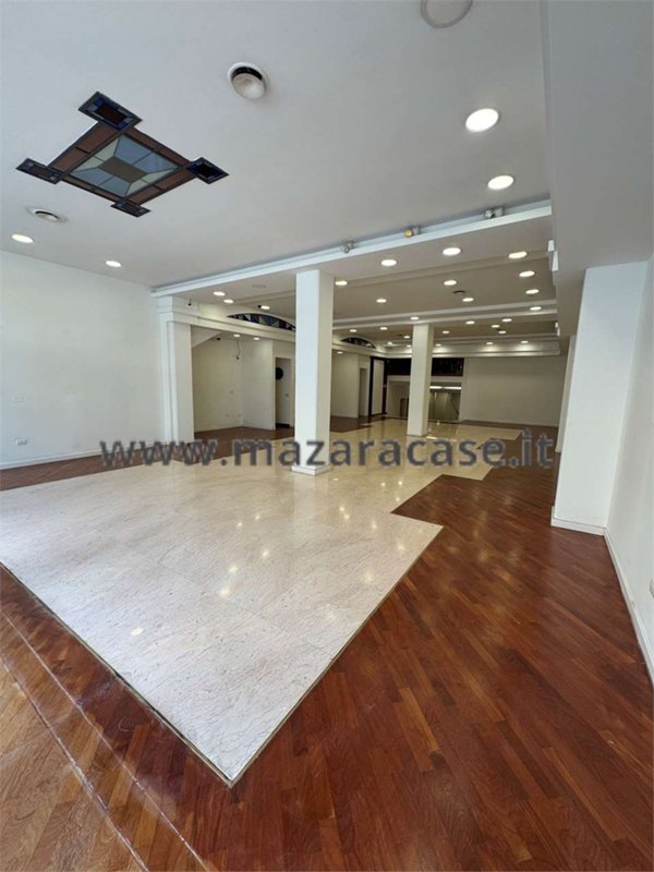 locale commerciale in affitto a Mazara del Vallo in zona Centro Storico