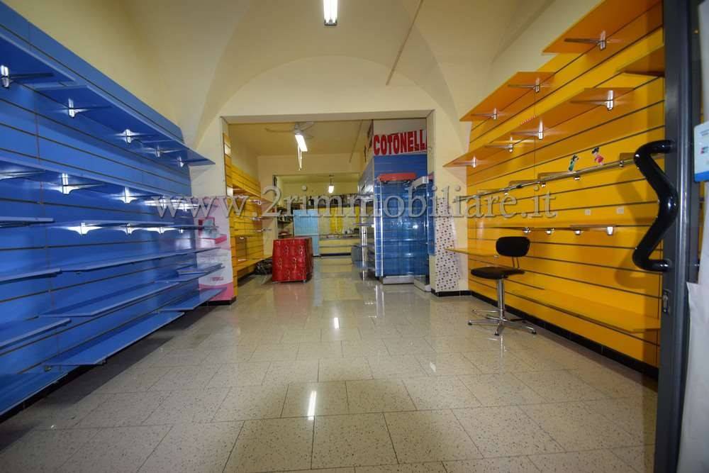 negozio in affitto a Mazara del Vallo in zona Centro Storico