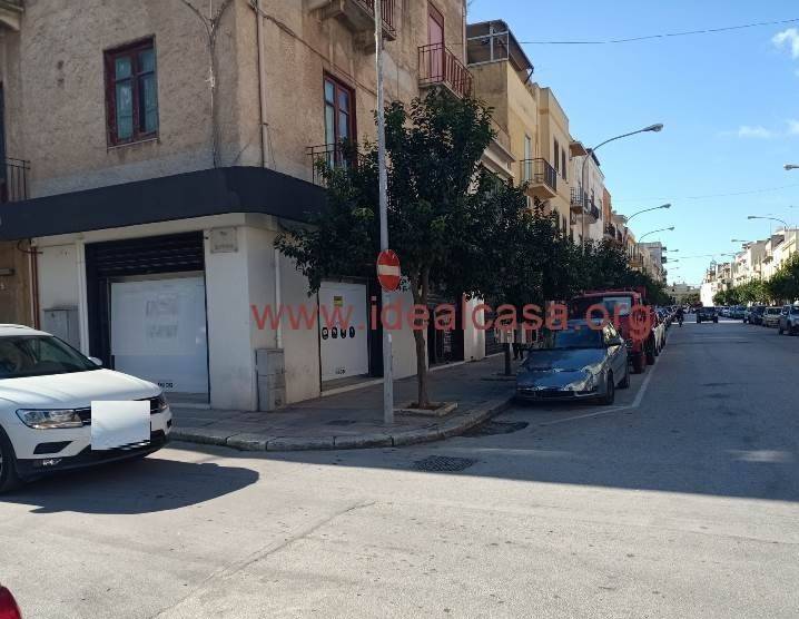 negozio in affitto a Mazara del Vallo in zona Centro Storico