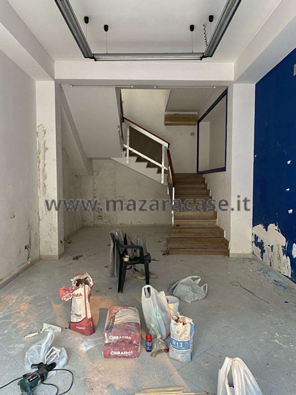 locale commerciale in affitto a Mazara del Vallo in zona Centro Storico