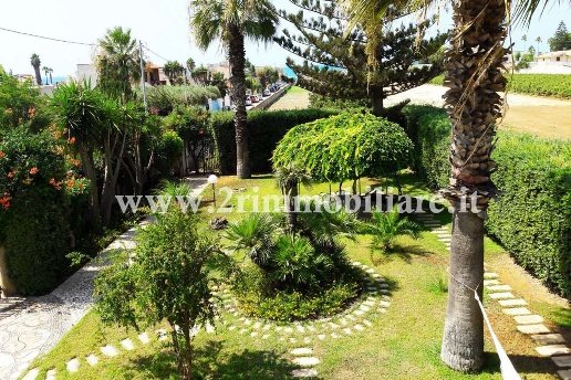 casa indipendente in affitto a Mazara del Vallo in zona Capo Feto