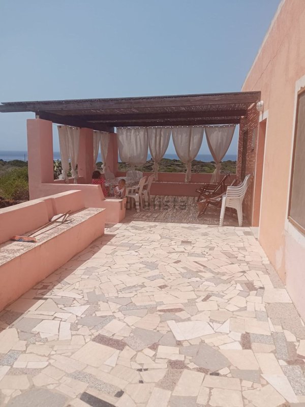 casa indipendente in affitto a Pantelleria