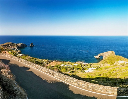 casa indipendente in affitto a Pantelleria in zona Kamma