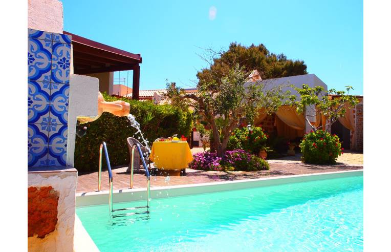 casa indipendente in affitto a San Vito Lo Capo in zona Castelluzzo