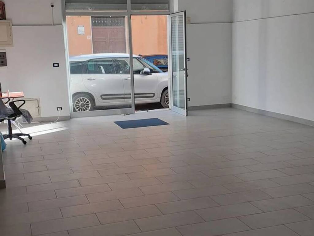 negozio in affitto a Trapani