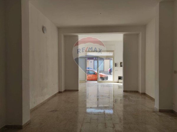 locale commerciale in affitto a Trapani