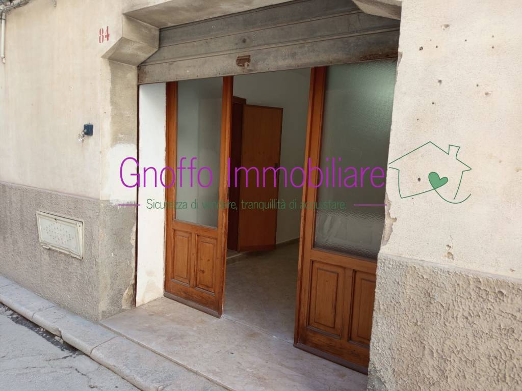 locale commerciale in affitto a Trapani in zona Centro Città