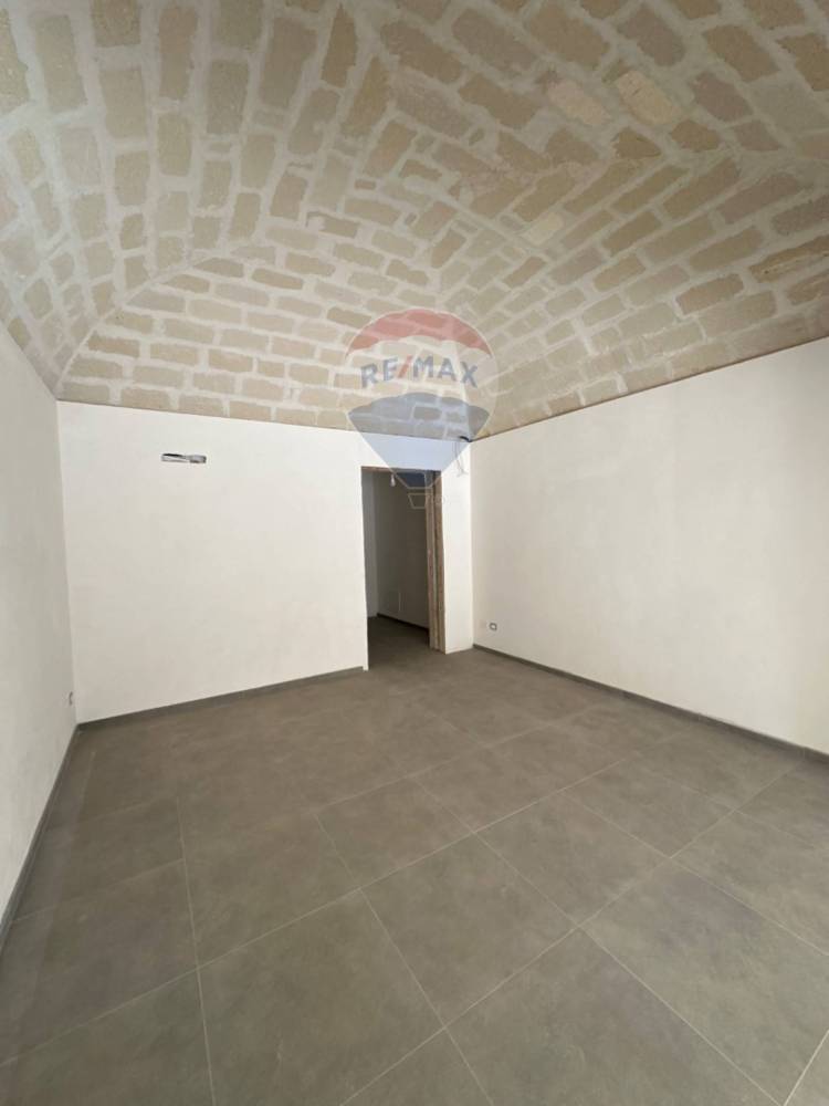 negozio in affitto a Trapani