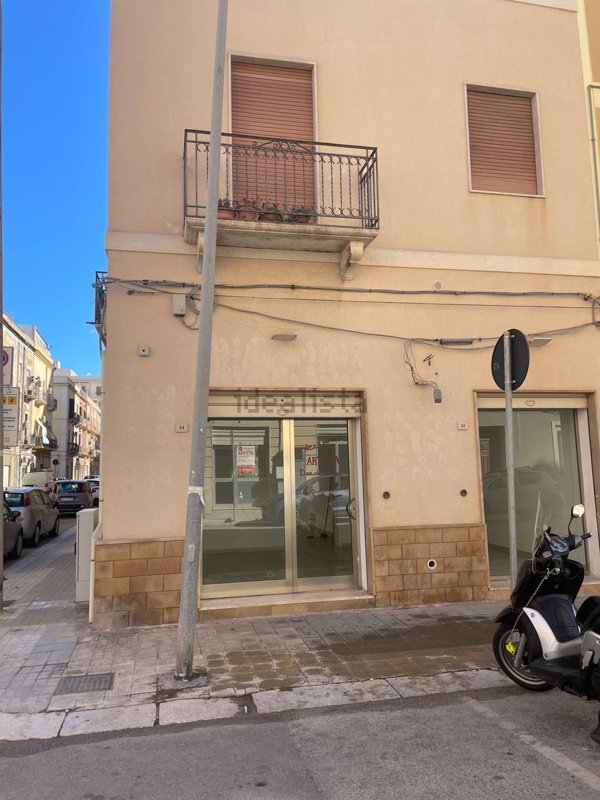 locale commerciale in affitto a Trapani