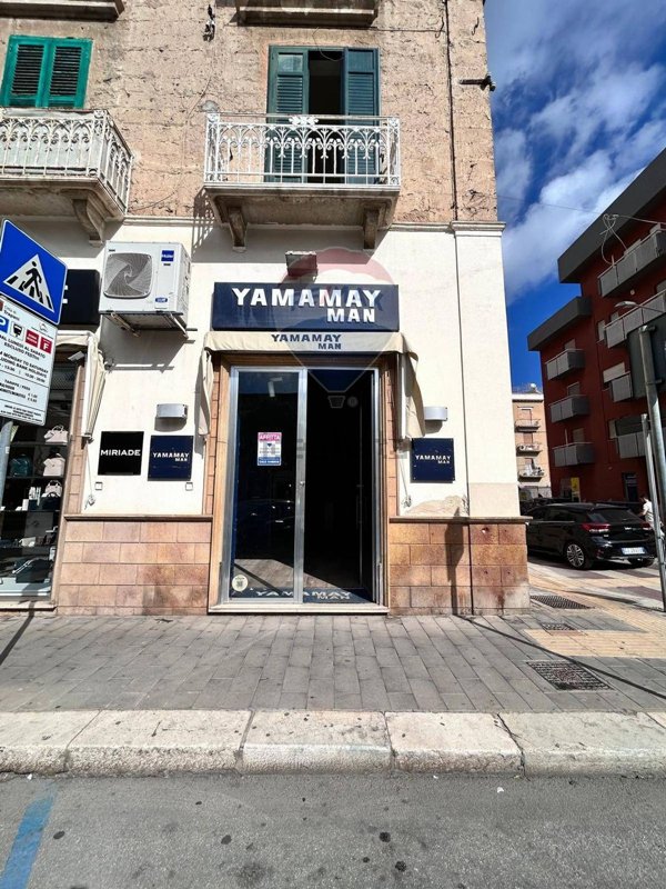 locale commerciale in affitto a Trapani