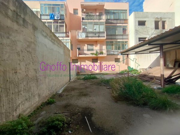 locale di sgombero in affitto a Trapani