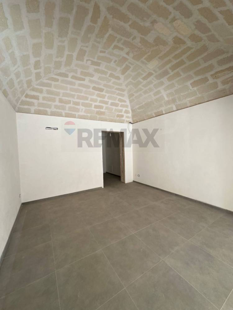 negozio in affitto a Trapani