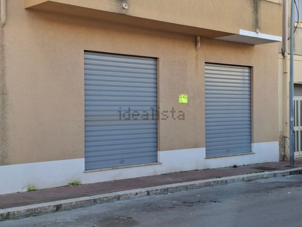 locale di sgombero in affitto a Trapani