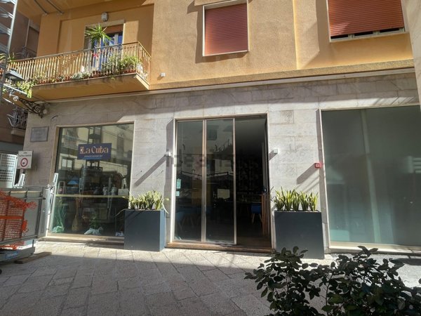 negozio in affitto a Trapani in zona Città Antica