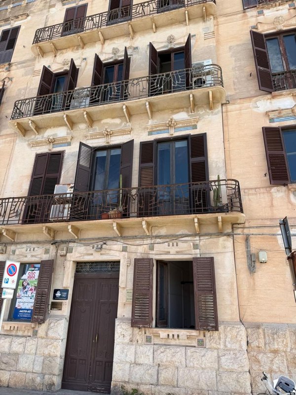 ufficio in affitto a Trapani in zona Città Antica