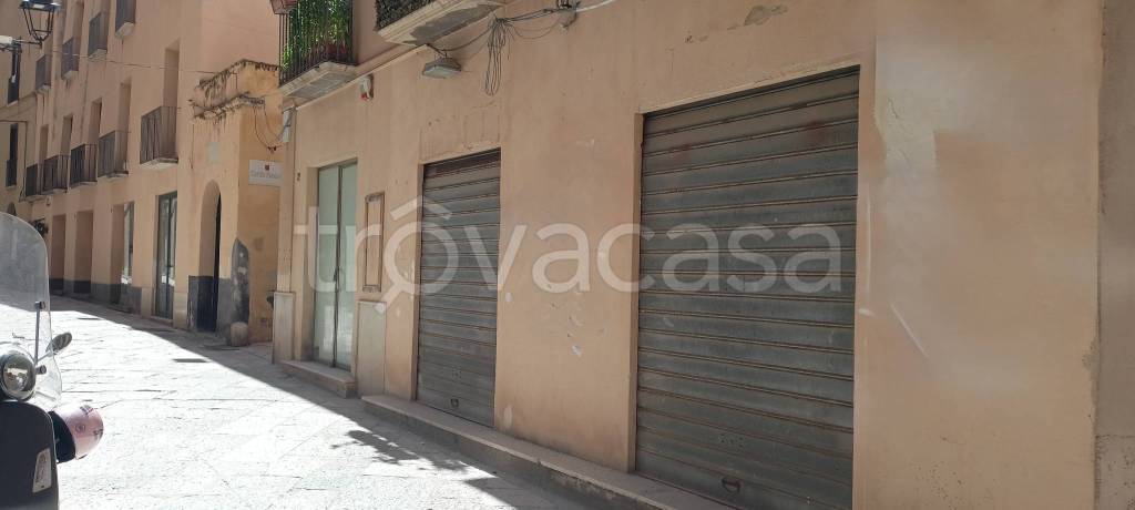 negozio in affitto a Trapani in zona Città Antica