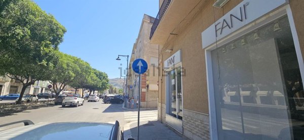 locale commerciale in affitto a Trapani in zona Centro Città