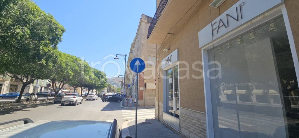 locale commerciale in affitto a Trapani in zona Centro Città