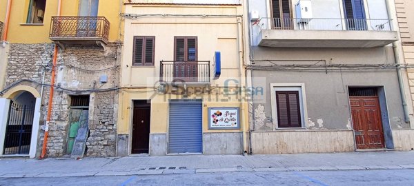 locale commerciale in affitto a Trapani in zona Centro Città