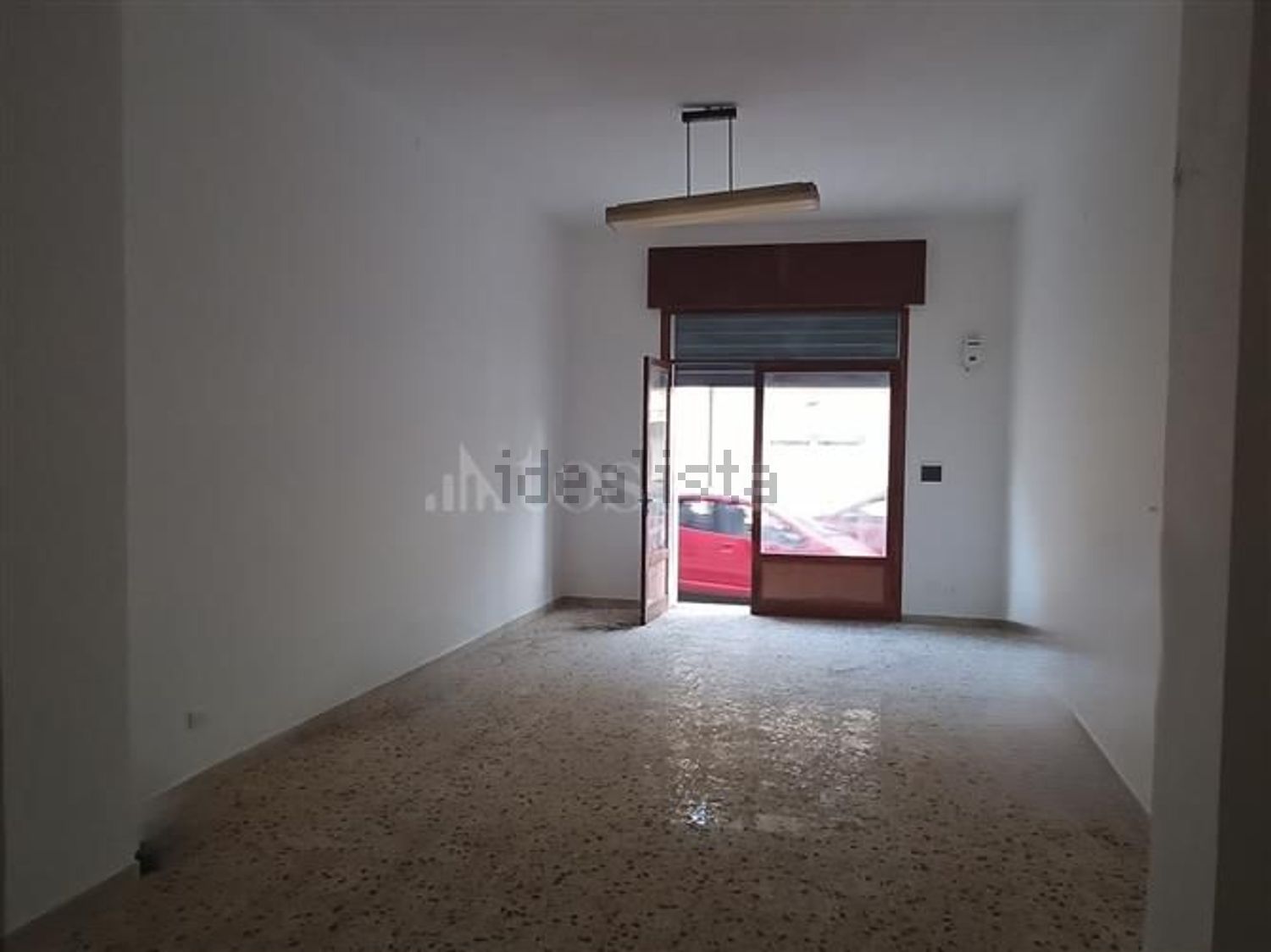 locale commerciale in affitto a Valderice