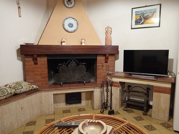 appartamento in affitto a Valderice