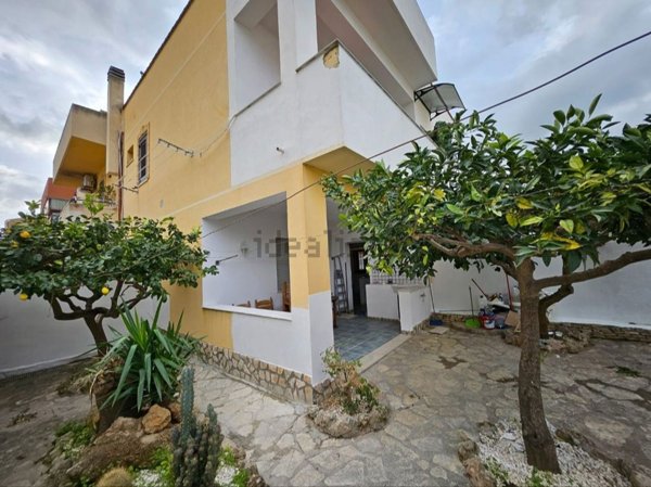 appartamento in affitto a Valderice in zona Chiesanuova