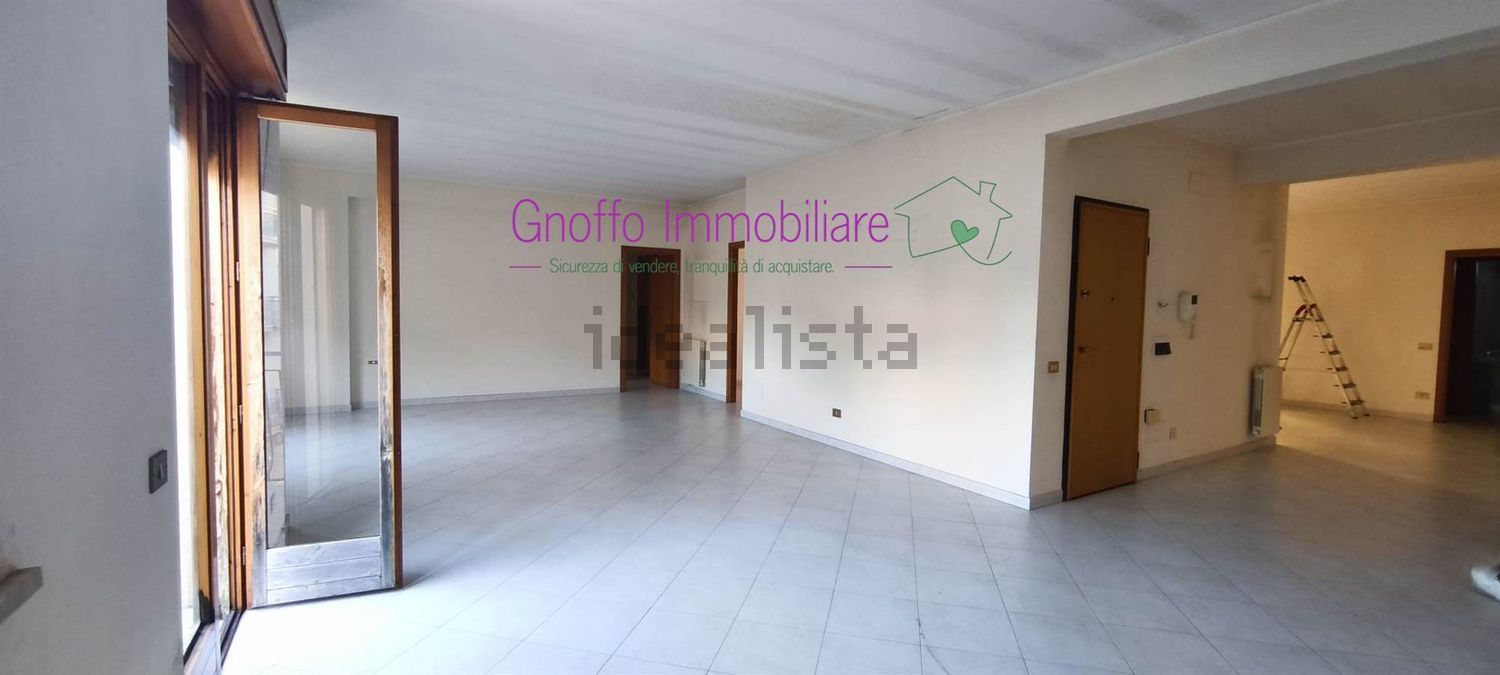 appartamento in affitto a Valderice