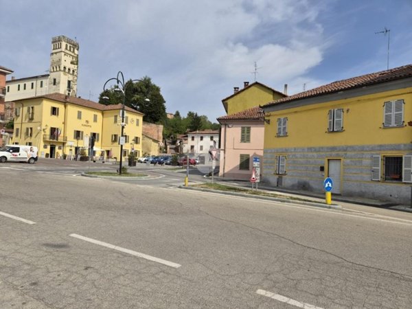 appartamento in affitto a Monale in zona Valle Brina