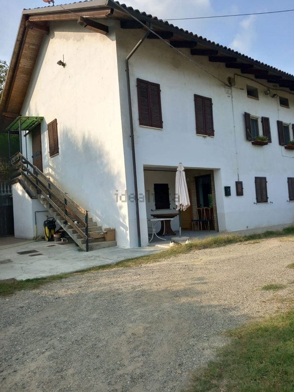 appartamento in affitto a Nizza Monferrato