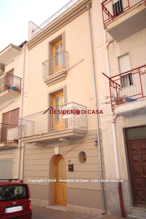 appartamento in affitto ad Altavilla Milicia