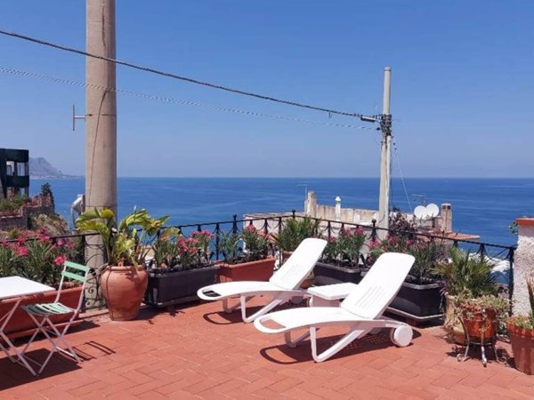 casa indipendente in affitto ad Altavilla Milicia