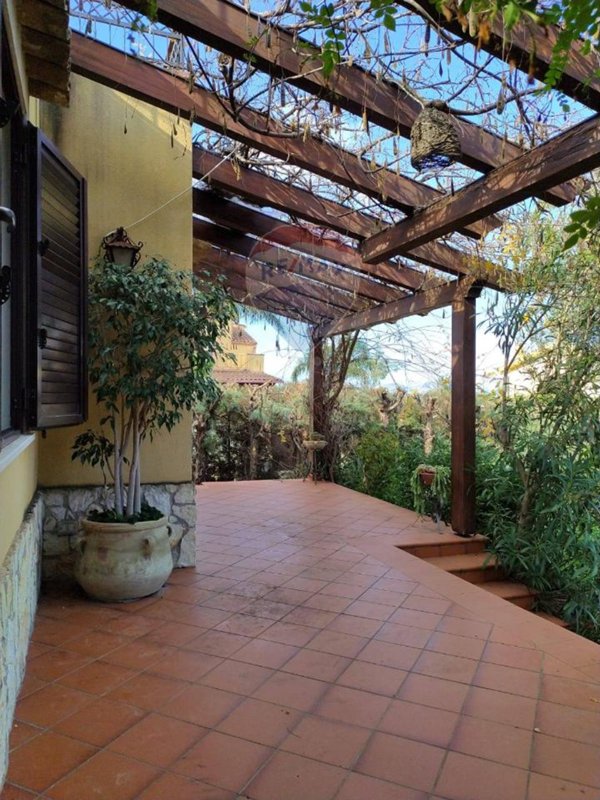 appartamento in affitto ad Altavilla Milicia