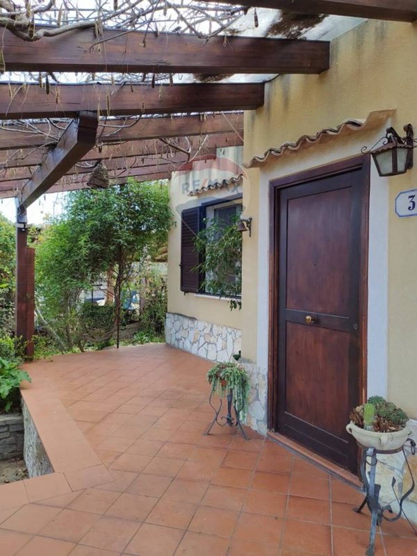 casa indipendente in affitto ad Altavilla Milicia