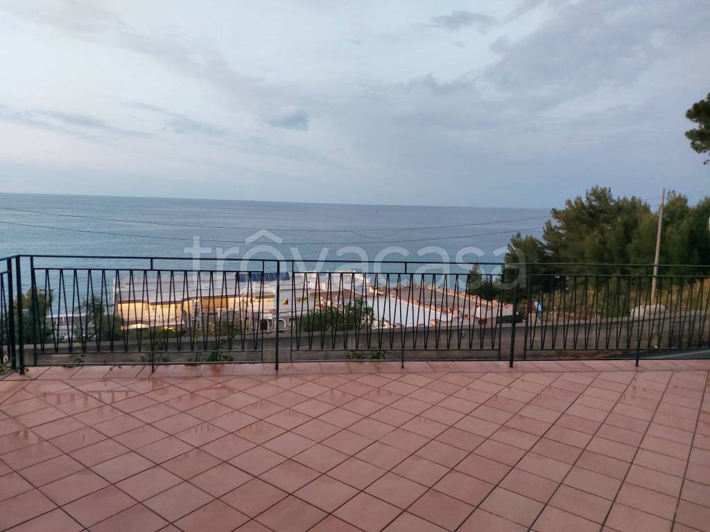casa indipendente in affitto ad Altavilla Milicia