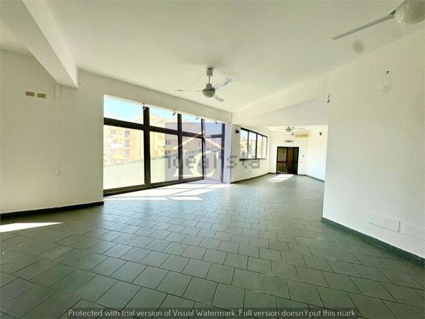 locale commerciale in affitto ad Altavilla Milicia