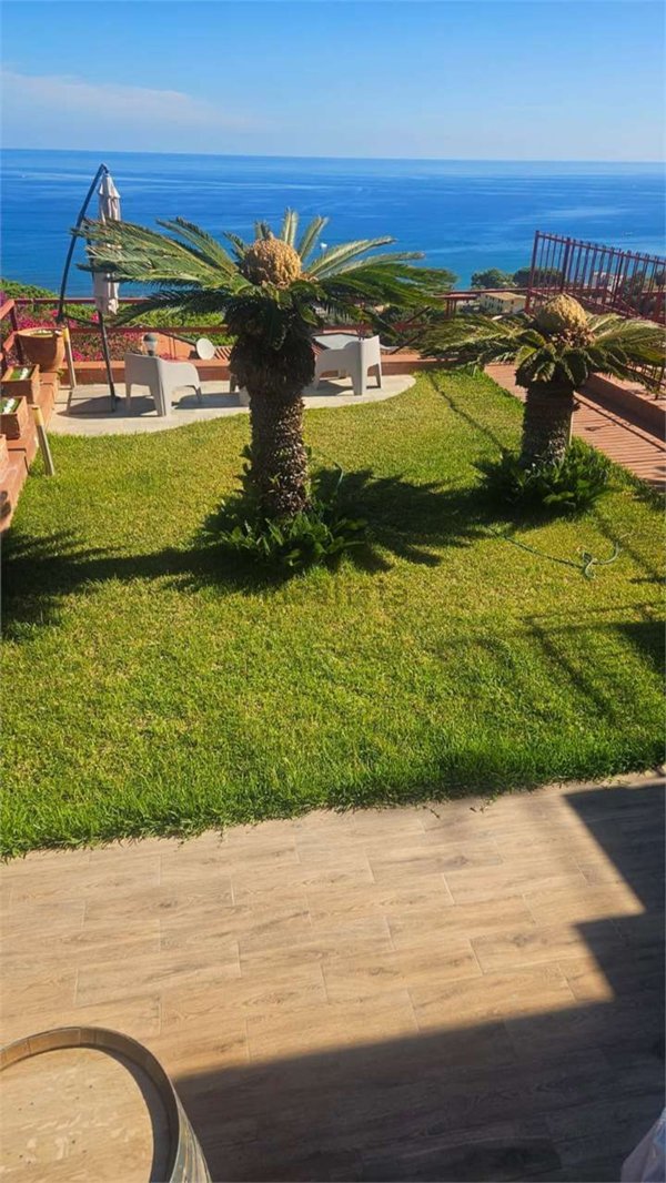 appartamento in affitto ad Altavilla Milicia