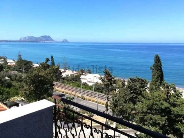 appartamento in affitto ad Altavilla Milicia