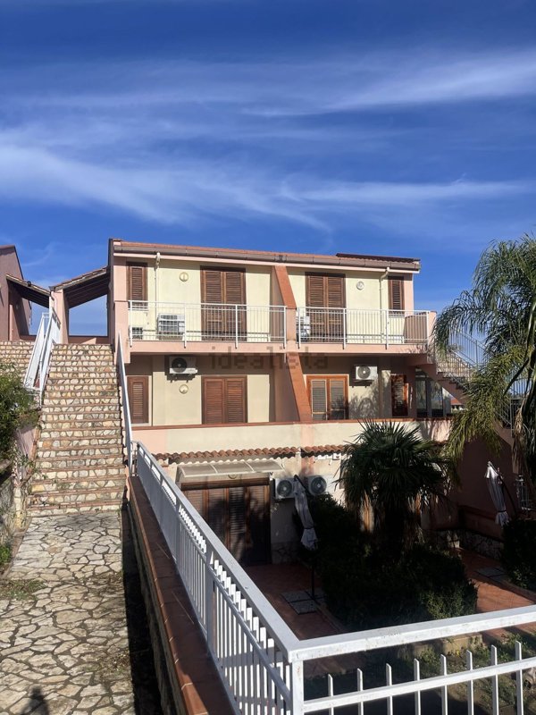 appartamento in affitto ad Altavilla Milicia