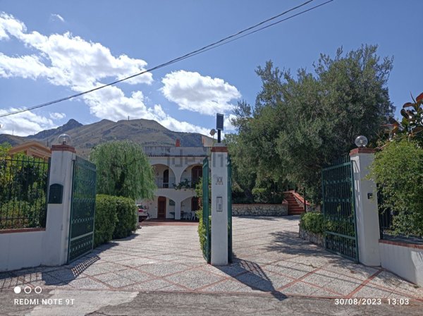 casa indipendente in affitto ad Altavilla Milicia