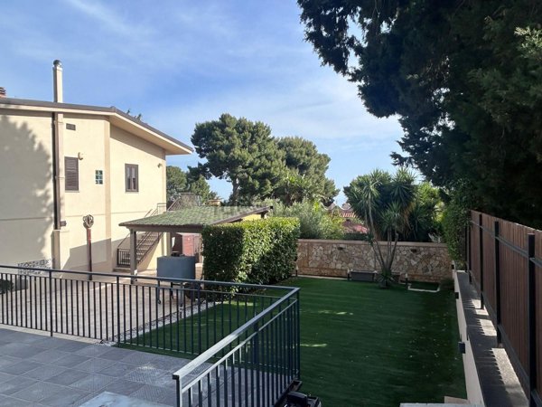 pentavano in affitto ad Altavilla Milicia