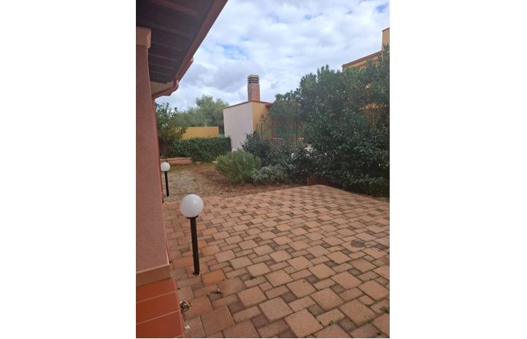 casa indipendente in affitto ad Altavilla Milicia in zona Torre Colonna