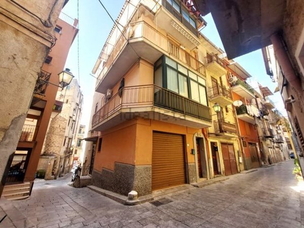 casa indipendente in affitto ad Altofonte