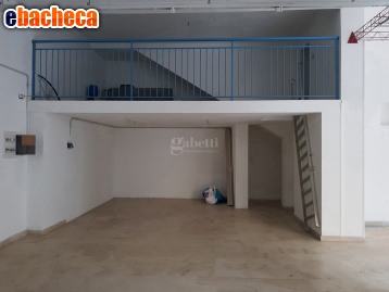 locale commerciale in affitto a Bagheria in zona Centro Città