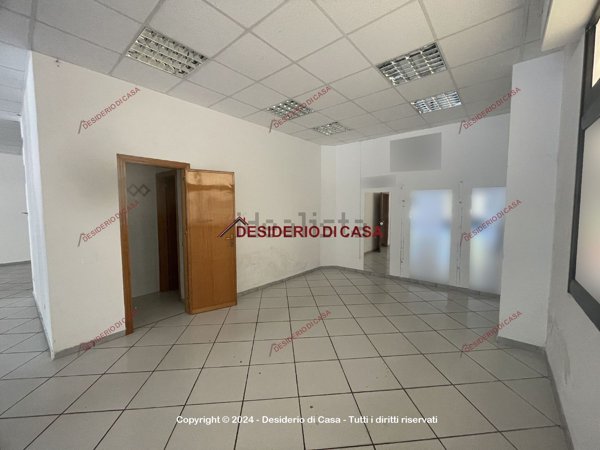 locale commerciale in affitto a Bagheria in zona Centro Città