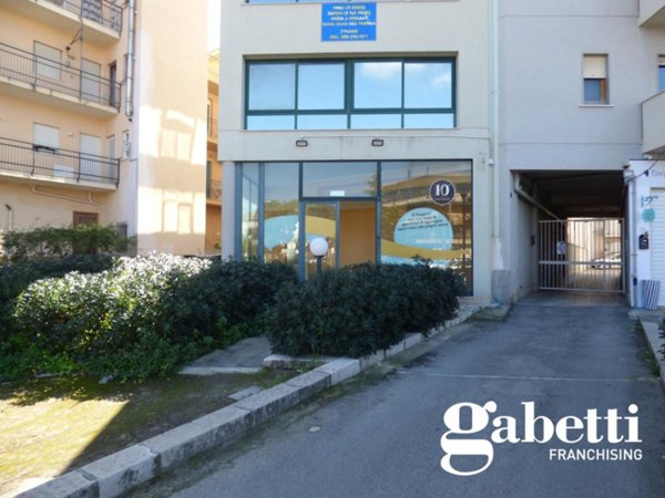 negozio in affitto a Bagheria in zona Centro Città