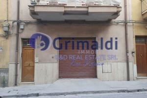 locale di sgombero in affitto a Bagheria