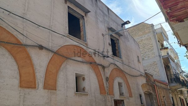 locale commerciale in affitto a Bagheria