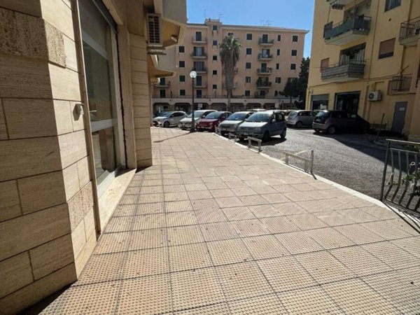 negozio in affitto a Bagheria